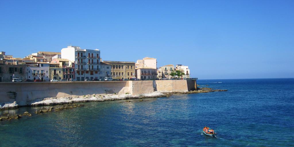 Villa Syrakosia A Ortigia Syracuse Exterior foto