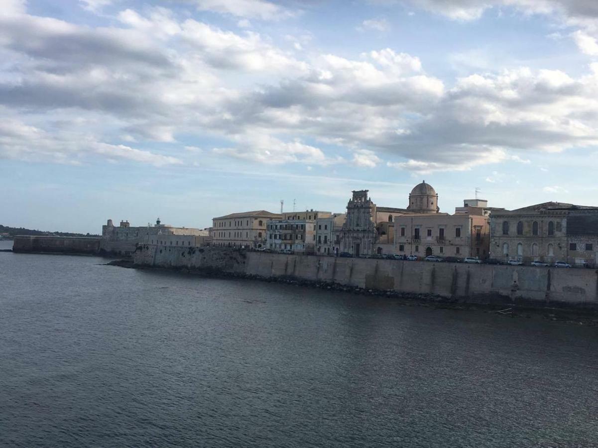 Villa Syrakosia A Ortigia Syracuse Exterior foto
